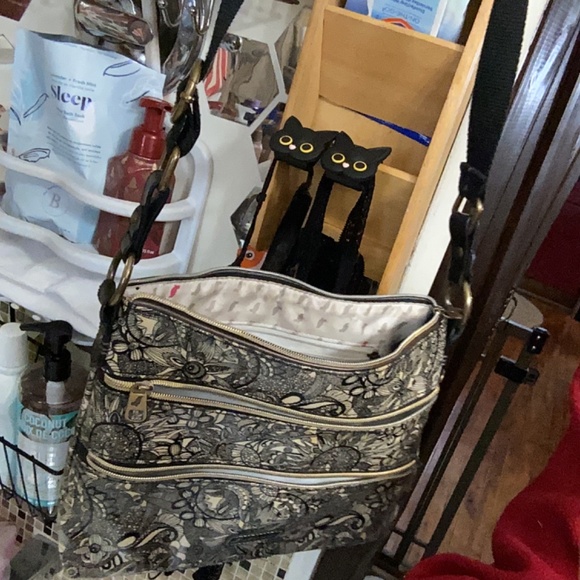 Sacroots crossbody - Picture 2 of 3